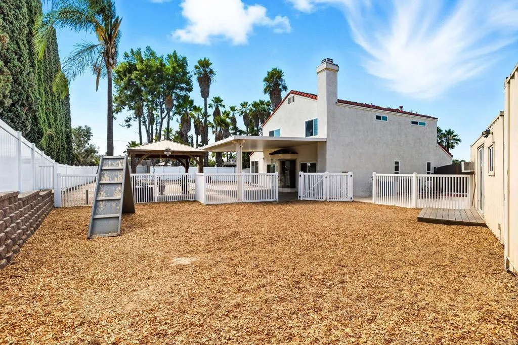https://cdn.realtyfeed.com/cdn/127/306543943/ee4e165a7e63b764a66b253024f0fbdd.webp