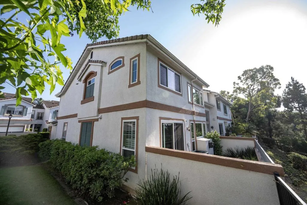 https://cdn.realtyfeed.com/cdn/127/306543946/837679cf7de3c4fcb957ec1816eb9972.webp