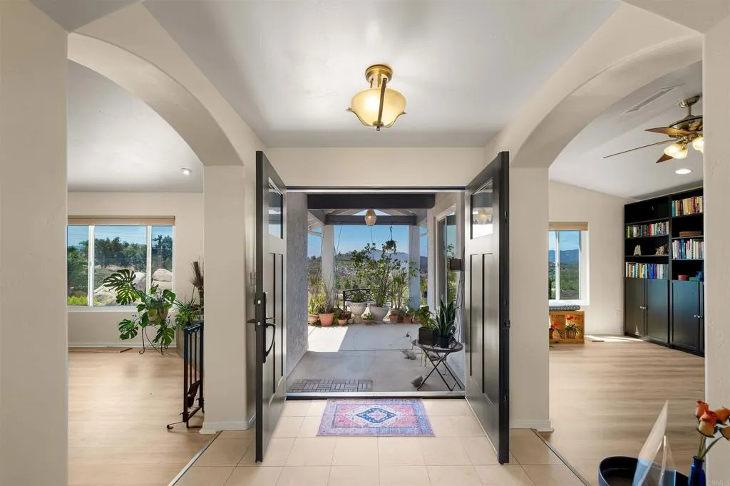 https://cdn.realtyfeed.com/cdn/127/306543949/1db6d38a752fdc933d6bdaf7208c210a.webp