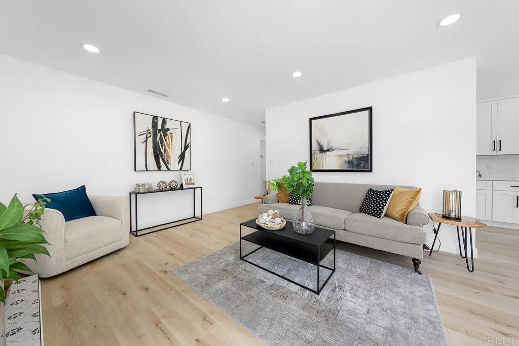 https://cdn.realtyfeed.com/cdn/127/306544004/55718b3a91c4f45968e00f3bb9a41e8a.webp