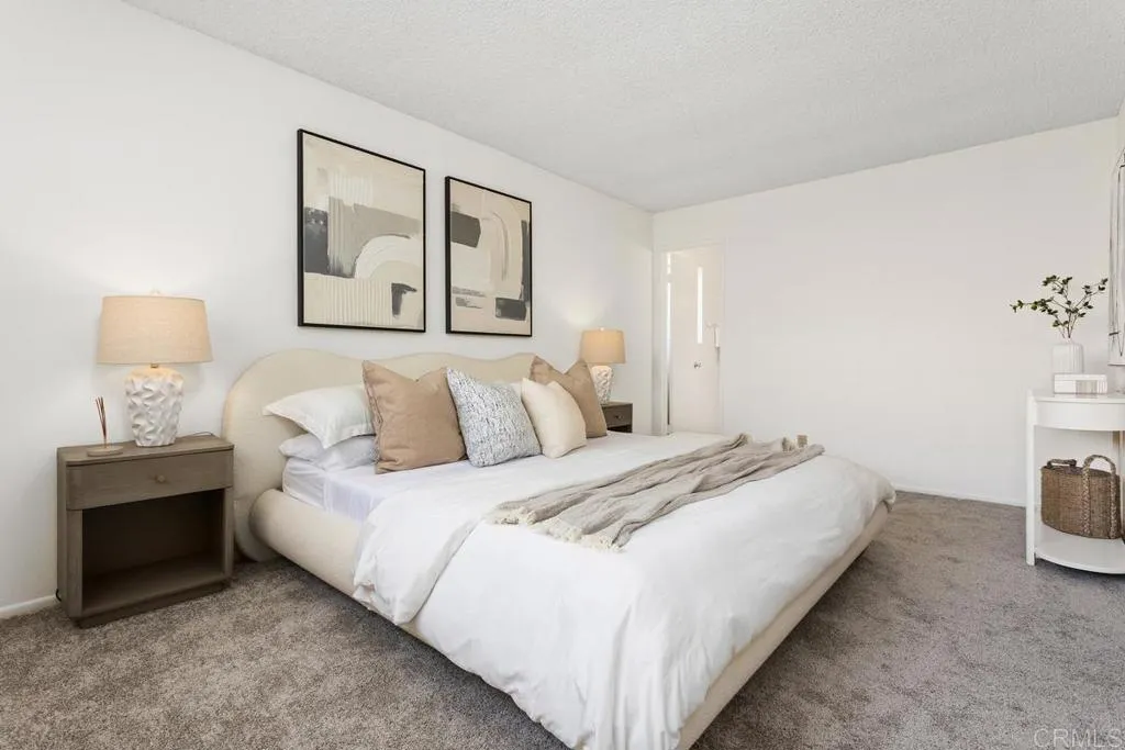 https://cdn.realtyfeed.com/cdn/127/306544070/20cbb58db3cf3e558afbe764aee18d3f.webp