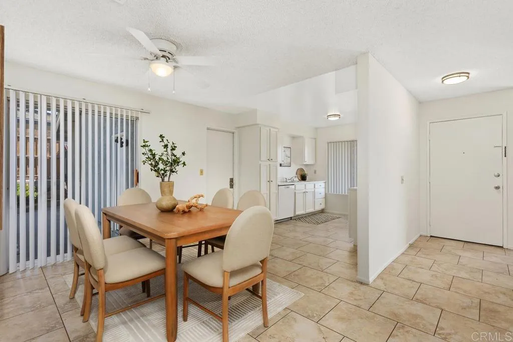 https://cdn.realtyfeed.com/cdn/127/306544070/2973b7b05366d552fa39178bd9eeb8d9.webp