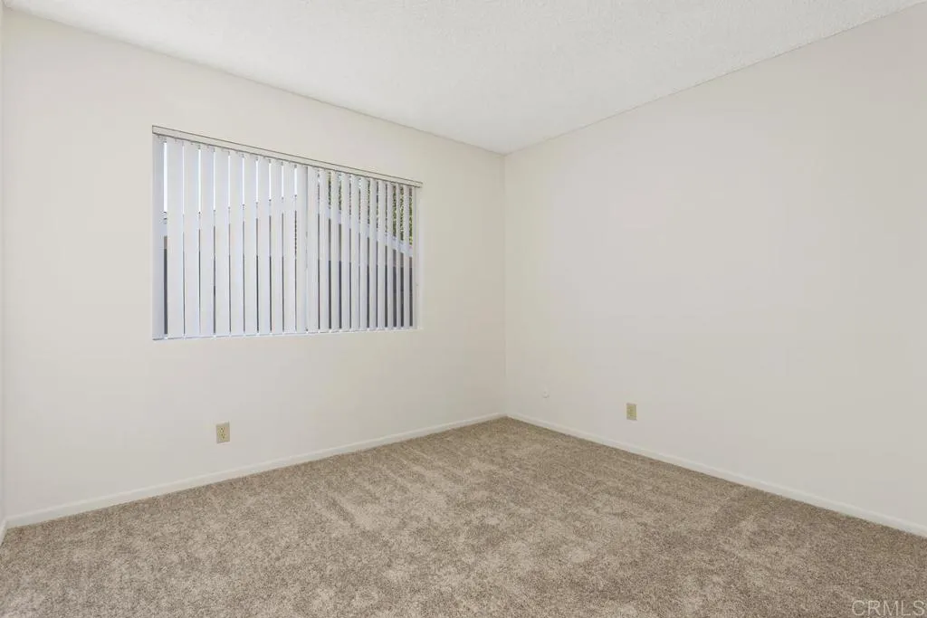 https://cdn.realtyfeed.com/cdn/127/306544070/f848a812f6d4e55131755453ed352f17.webp