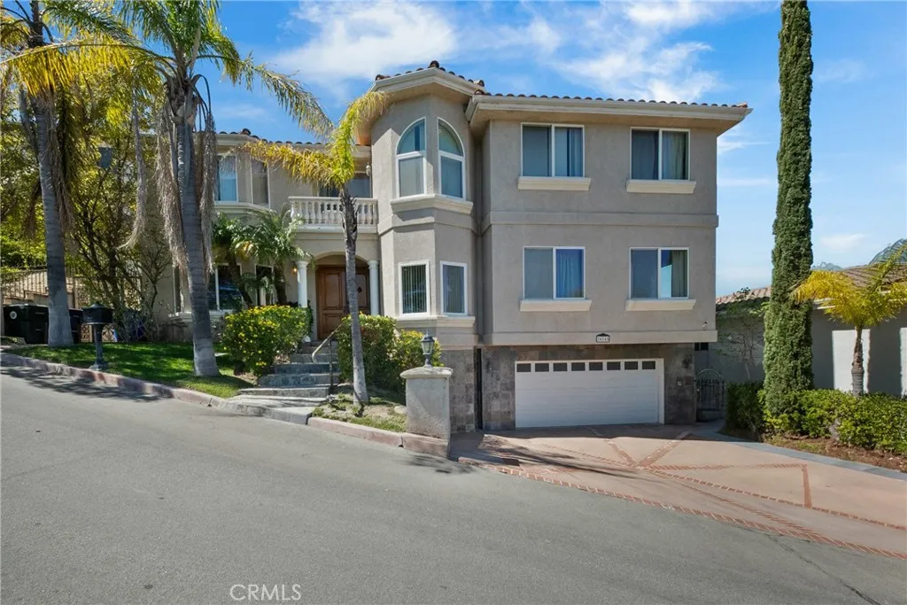 24845 Bella Vista Drive, Newhall, CA 91321 - Photo 2 of 34, Newhall, CA