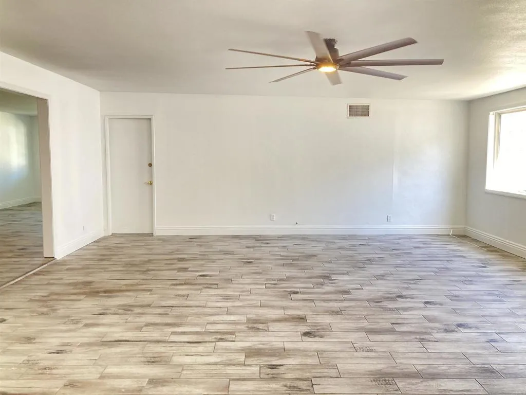 https://cdn.realtyfeed.com/cdn/127/306544147/e5b5088ace27fe94204b2985747e4be7.webp