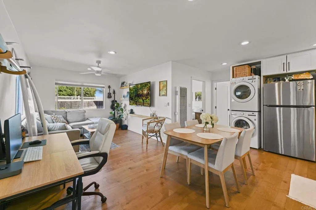 https://cdn.realtyfeed.com/cdn/127/306544231/3e79147f25499e06fcb5305ef82f045d.webp