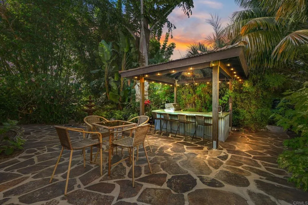 https://cdn.realtyfeed.com/cdn/127/306544231/4a4f2188113f56310f6de3775e8f9cae.webp