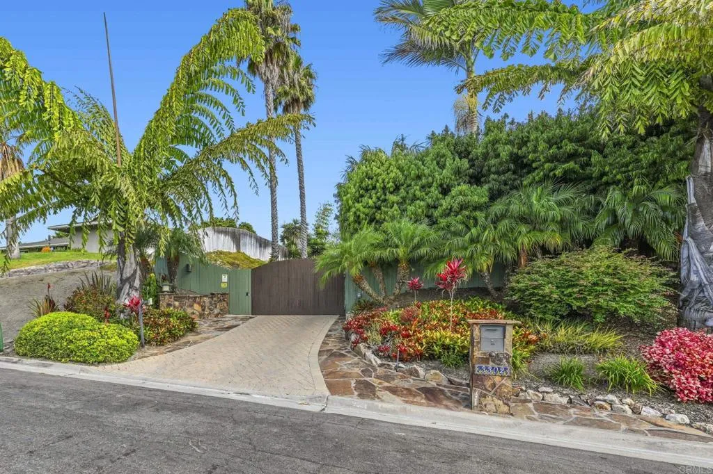 https://cdn.realtyfeed.com/cdn/127/306544231/4bc16bc2295f1593758c76e6afc726ca.webp