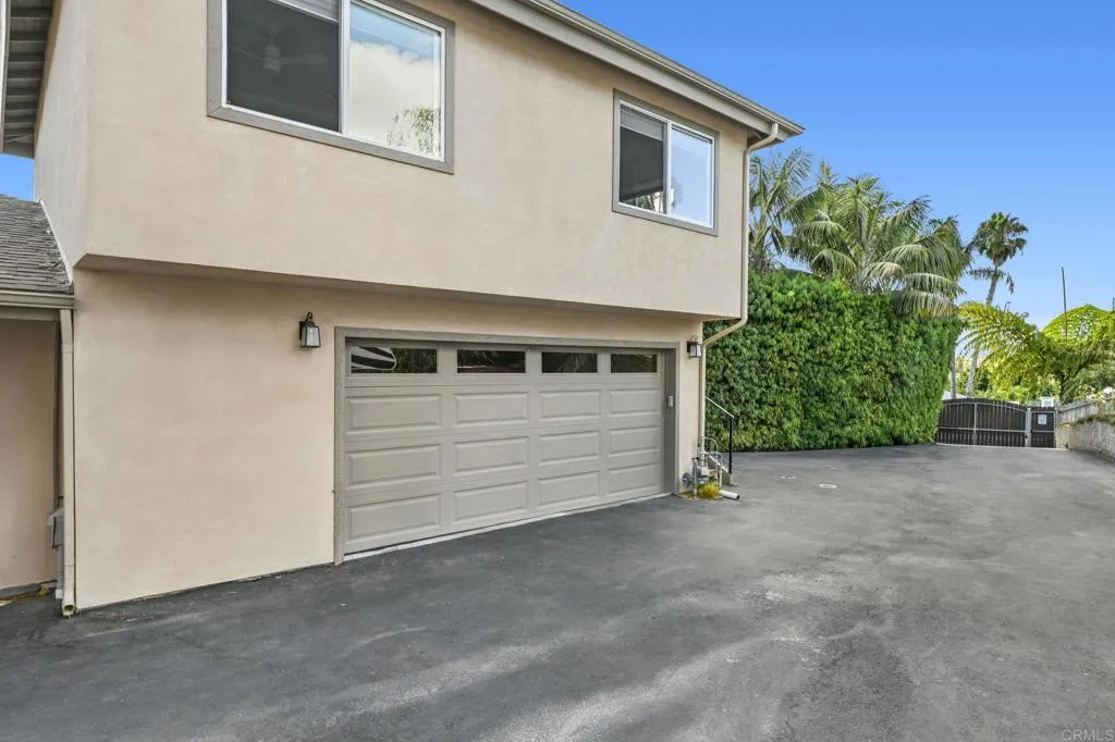 https://cdn.realtyfeed.com/cdn/127/306544231/4d7409b5936b4beb11270fcd415cecf6.webp