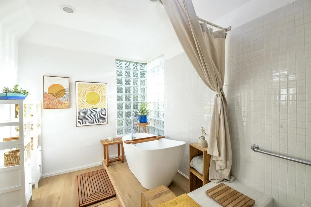 https://cdn.realtyfeed.com/cdn/127/306544278/d3f4cb34f310810c03cbfa9220797ed6.webp
