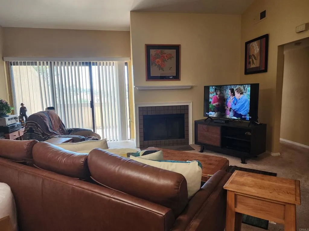 https://cdn.realtyfeed.com/cdn/127/306544362/80a2bd916f726001578a1c9c8943a424.webp