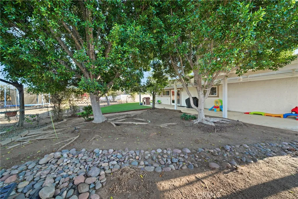 https://cdn.realtyfeed.com/cdn/127/306544369/21a9ab24659f0ebd69f125f43ed4c511.webp