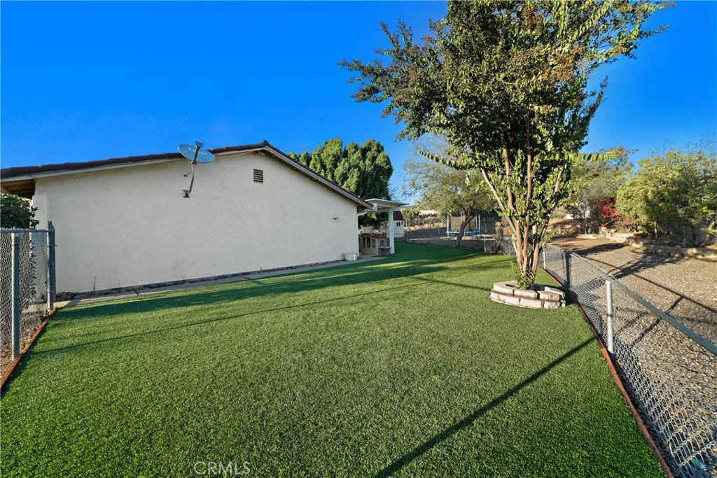 https://cdn.realtyfeed.com/cdn/127/306544369/695d19b1f47ff112403bec285e0b4225.webp