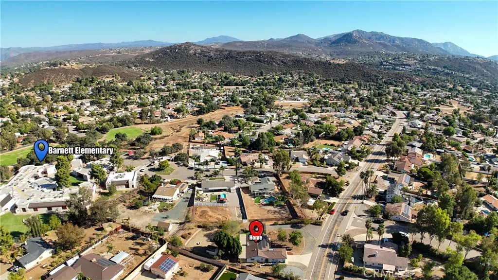 https://cdn.realtyfeed.com/cdn/127/306544369/6ca2b252d02fd2dcf86872c29cfe7ed2.webp
