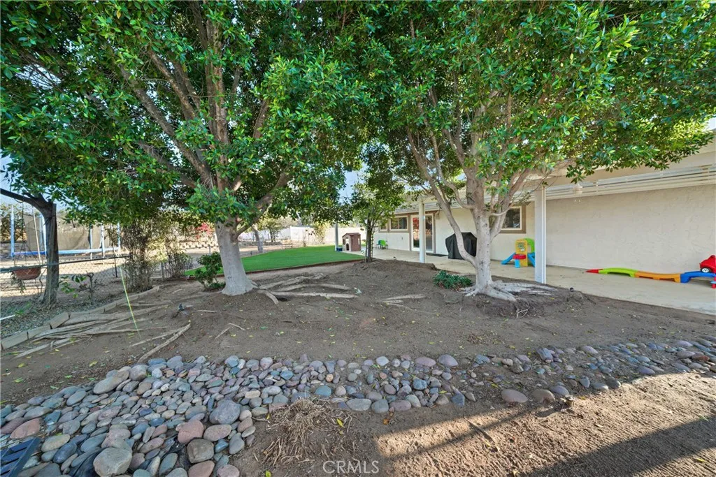 https://cdn.realtyfeed.com/cdn/127/306544369/9e7f0872c1652434301431e2bc3b25f3.webp