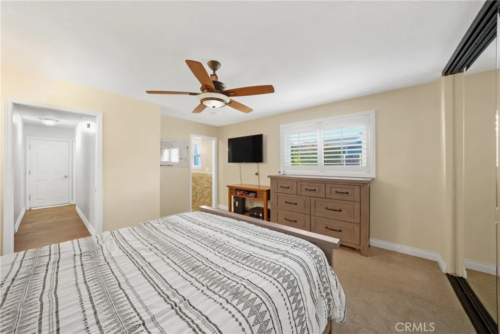 https://cdn.realtyfeed.com/cdn/127/306544369/a7788980257895ee117218d7209598cb.webp