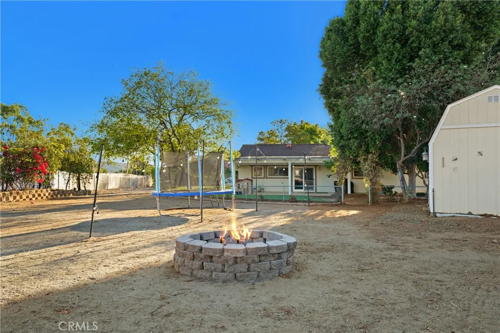 https://cdn.realtyfeed.com/cdn/127/306544369/aeb62d1ab265987716139b90cc17228a.webp
