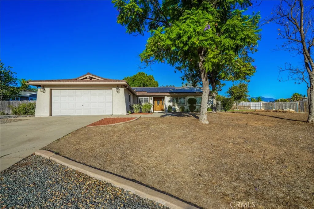 https://cdn.realtyfeed.com/cdn/127/306544369/cd6d1b53ee5c0a5d766f7e996f498fba.webp