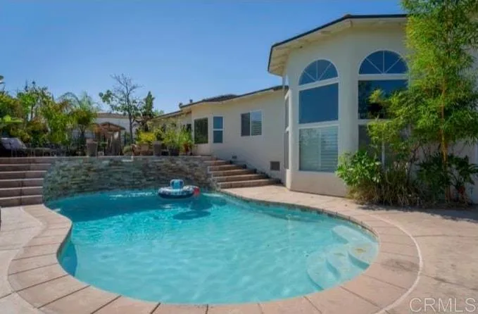 https://cdn.realtyfeed.com/cdn/127/306544440/a781451691b004fd2751a08ba86e0588.webp