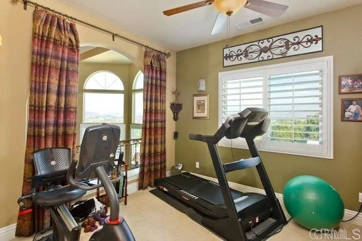 https://cdn.realtyfeed.com/cdn/127/306544440/eedc7851b98f5f7b77558d23605c287b.webp