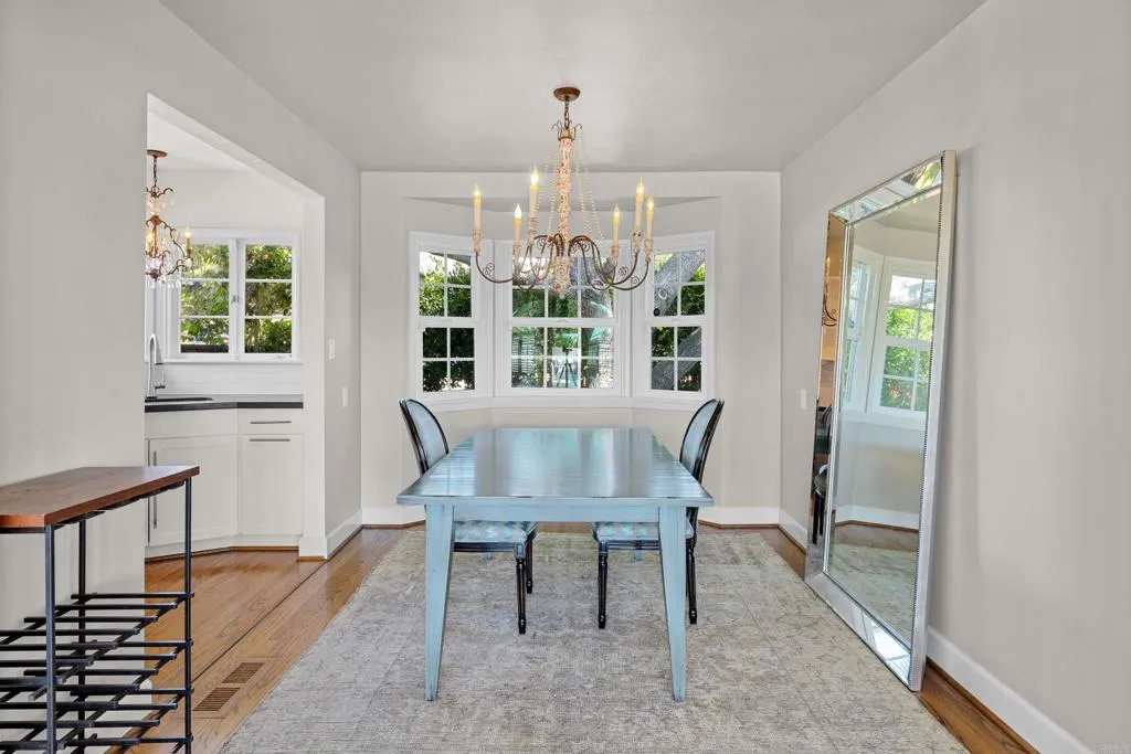 https://cdn.realtyfeed.com/cdn/127/306544443/a9adeda0a418f96be2adb19e0f8bd283.webp