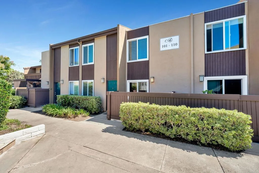 More Details about MLS # NDP2509100 : 3454 CASTLE GLEN DRIVE UNIT 107