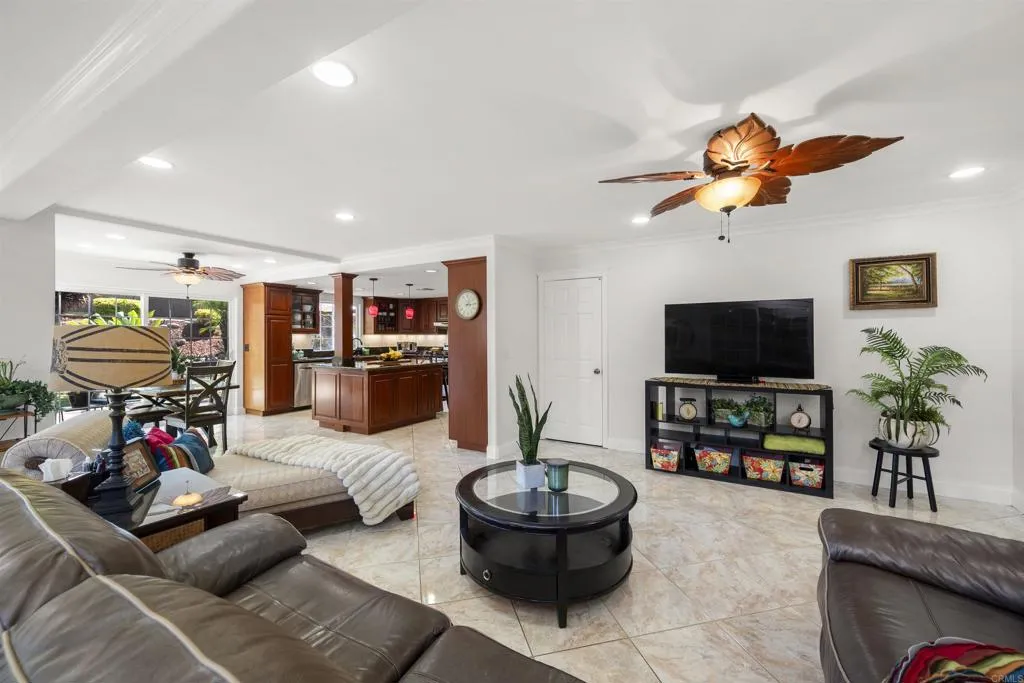 https://cdn.realtyfeed.com/cdn/127/306544481/05bf99086e2150b85a86511a6c8027f5.webp
