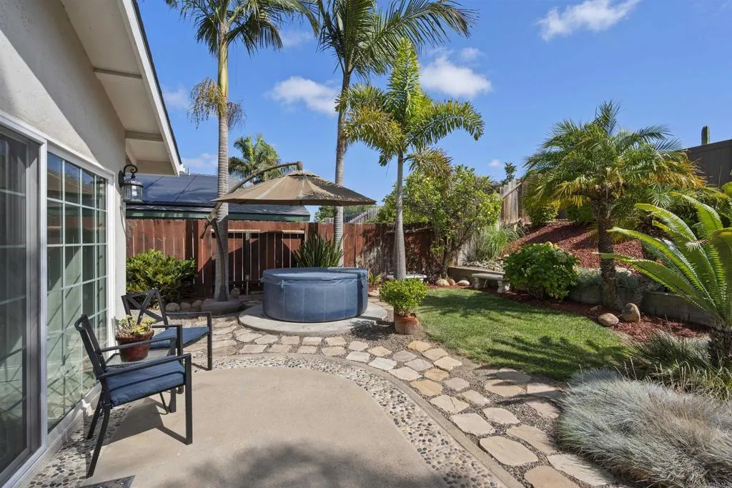 https://cdn.realtyfeed.com/cdn/127/306544481/35ac90e97d7d944feb79c3876cd8b6f4.webp