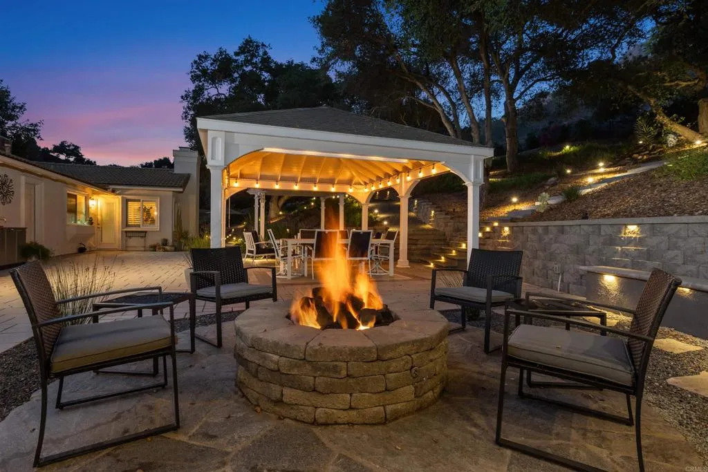 https://cdn.realtyfeed.com/cdn/127/306544577/e8b729ff1377f1c23e6480f6af0ec8f6.webp