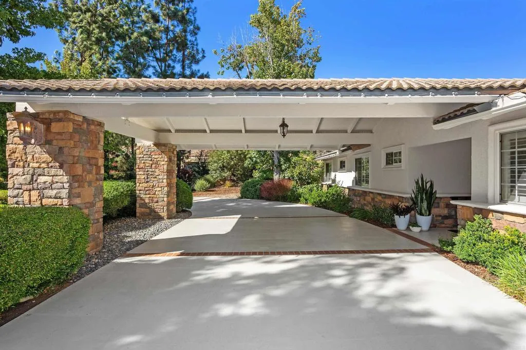 https://cdn.realtyfeed.com/cdn/127/306544577/fa1e56c01433cbb0c3f3b0c25ef62fa0.webp
