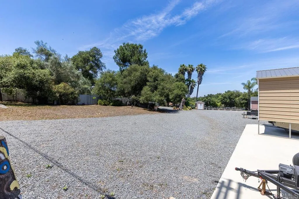 https://cdn.realtyfeed.com/cdn/127/306544613/ccfe61067727d57f48a768fdb12f1211.webp