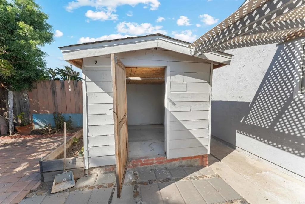 https://cdn.realtyfeed.com/cdn/127/306544635/ad3243e6e04498f4a78804b8f485e6f2.webp