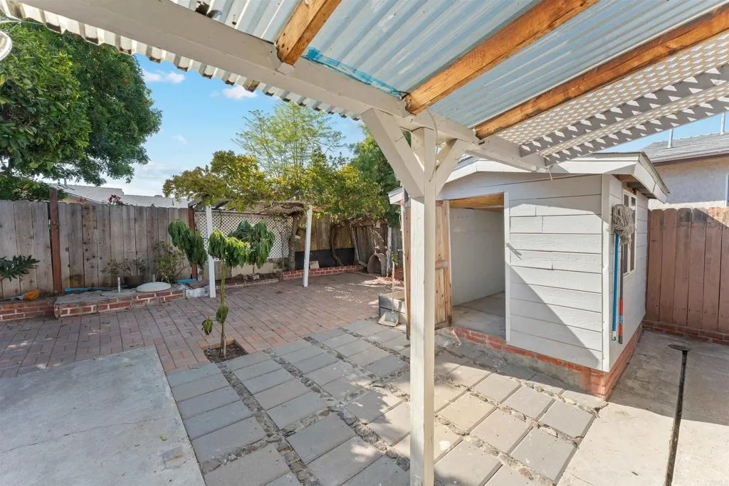 https://cdn.realtyfeed.com/cdn/127/306544635/aeca0a14cf9ccee321b364f5cd696f5a.webp
