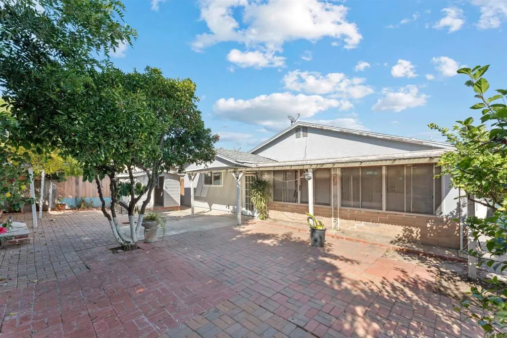 https://cdn.realtyfeed.com/cdn/127/306544635/c17d99fdec3f6c9dab132f0b670ebb91.webp