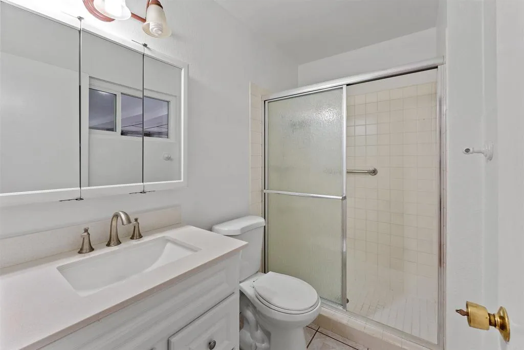 https://cdn.realtyfeed.com/cdn/127/306544635/fdc68a7ac4315267936c6ba25a1dea10.webp
