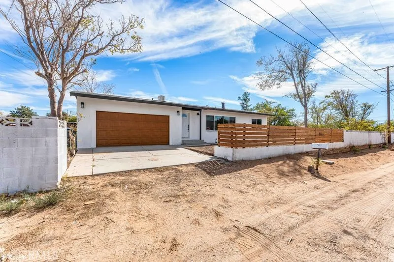 42524 42nd West, Quartz Hill, CA 93536 - Photo 2 of 33, Quartz Hill, CA