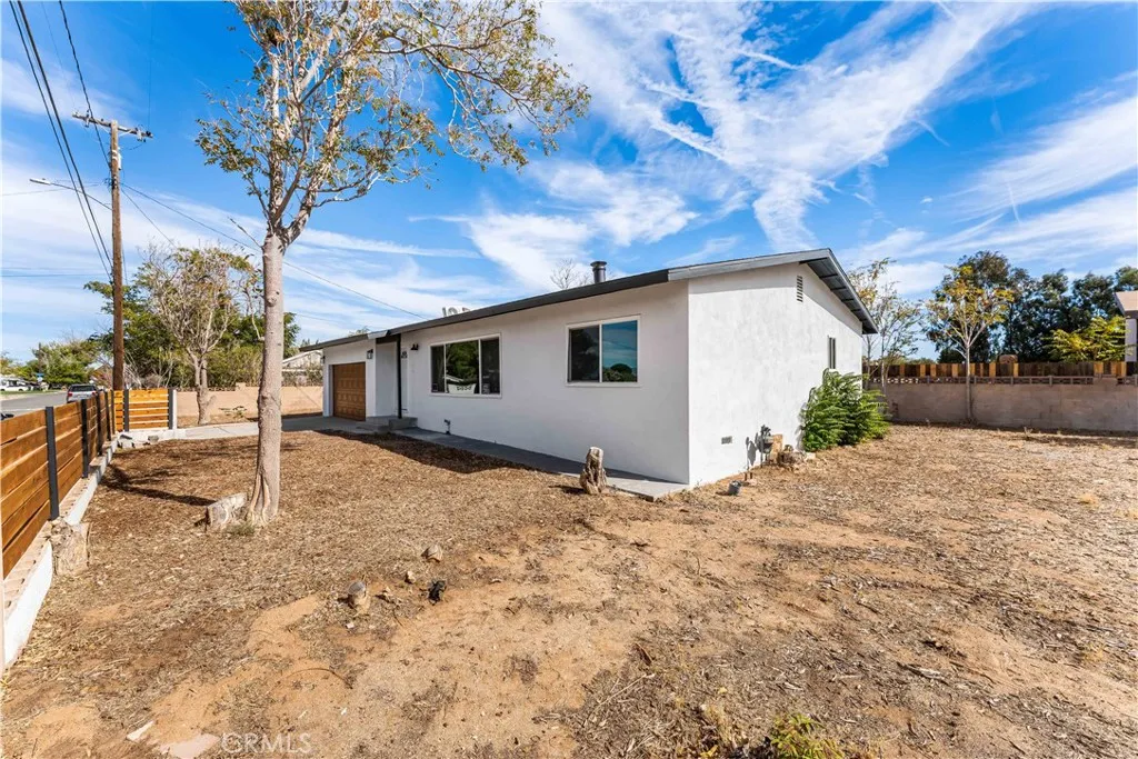 42524 42nd West, Quartz Hill, CA 93536 - Photo 3 of 33, Quartz Hill, CA
