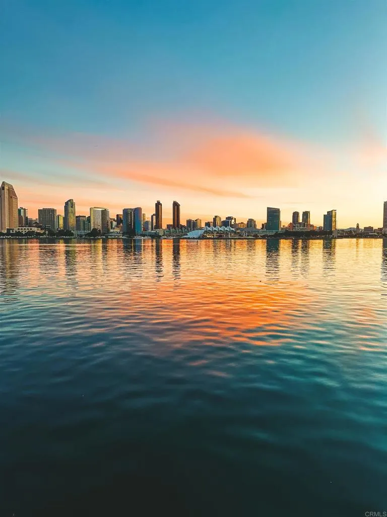 https://cdn.realtyfeed.com/cdn/127/306544680/08fd4b63c5a9c788fd57ffd22b60e528.webp