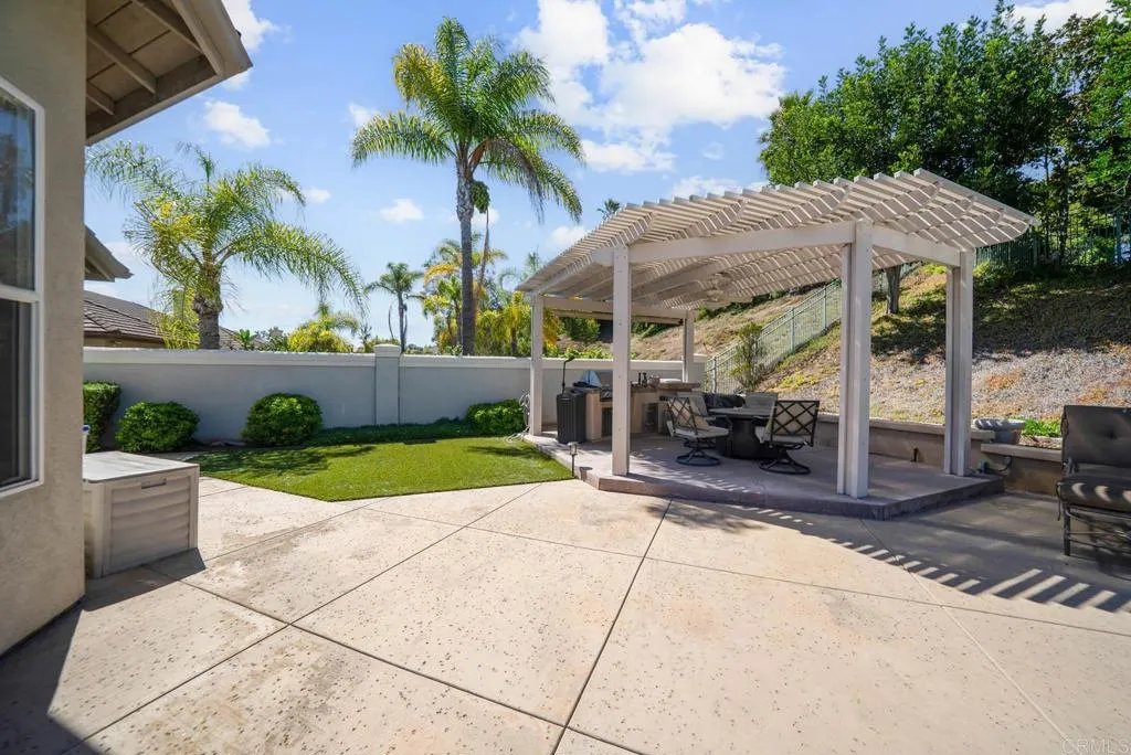 https://cdn.realtyfeed.com/cdn/127/306544749/6d082cbc3589e5a2c833d4b455e824f6.webp