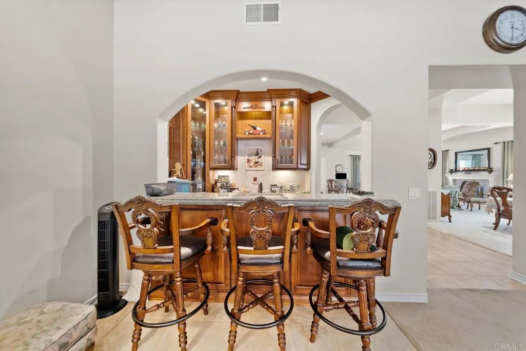 https://cdn.realtyfeed.com/cdn/127/306544749/bc4fffd9b0b2f32a6eaf53d6a22a6ff1.webp