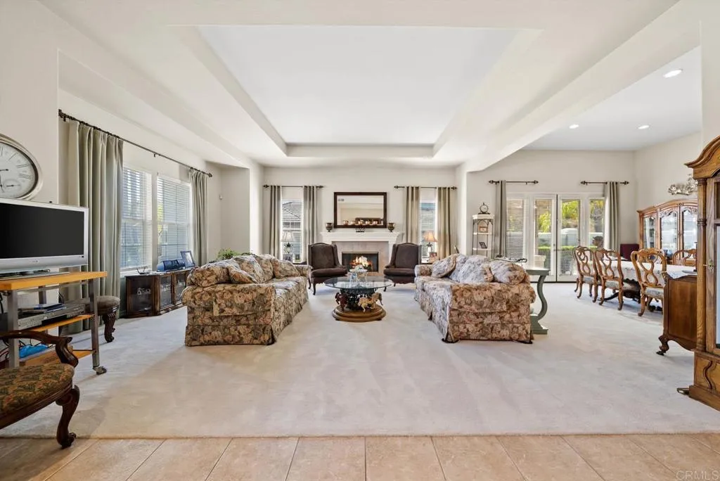 https://cdn.realtyfeed.com/cdn/127/306544749/d02ba57e3c3e7e1a596c406b10b2212a.webp