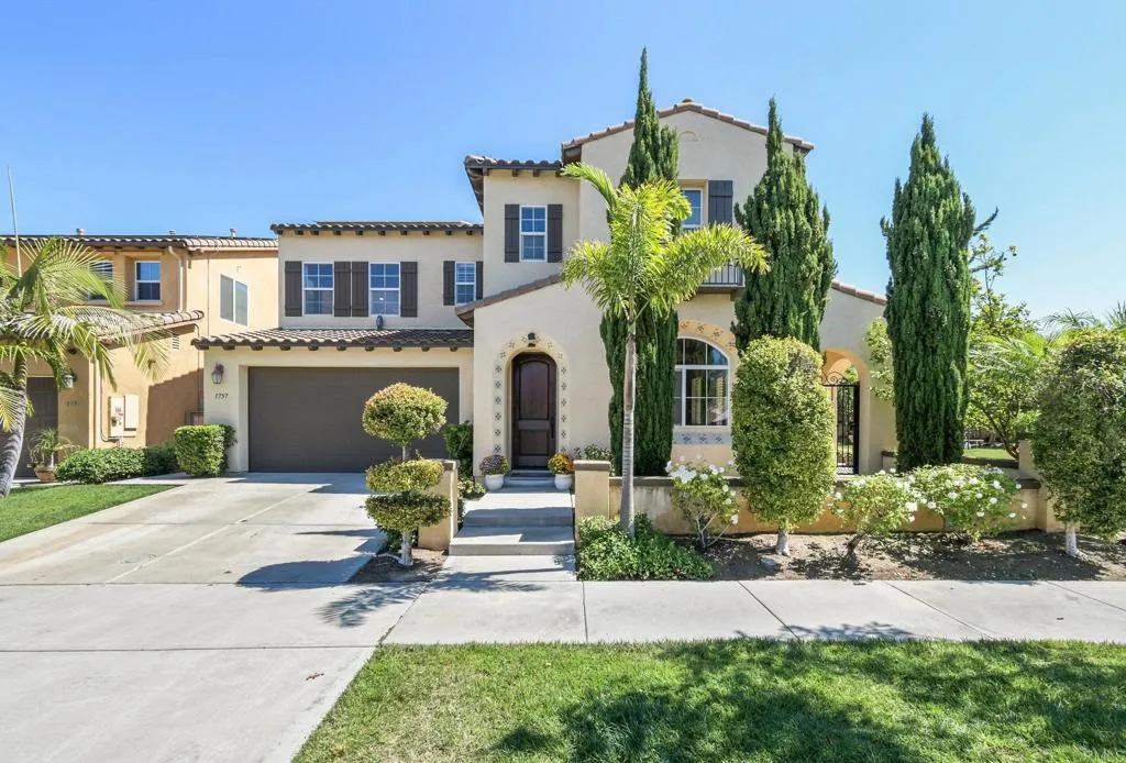 MLS: PTP2507089 Condo For Sale
