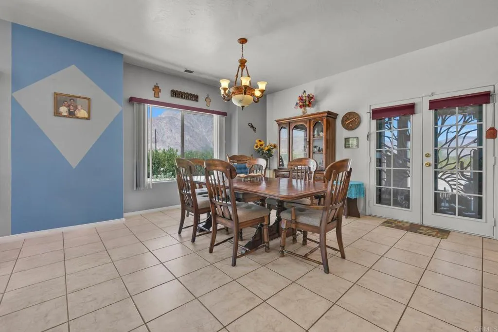 https://cdn.realtyfeed.com/cdn/127/306544798/81a1a238b507904d6e07577fd23c9b5d.webp