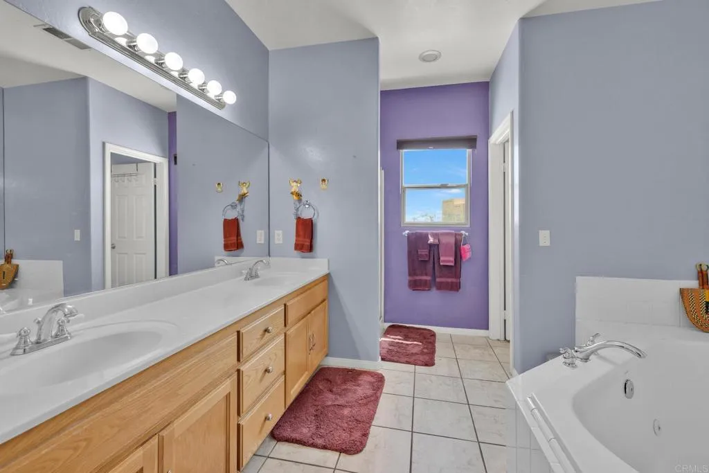 https://cdn.realtyfeed.com/cdn/127/306544798/c7305f1f671198421e6784bbd1380d0a.webp