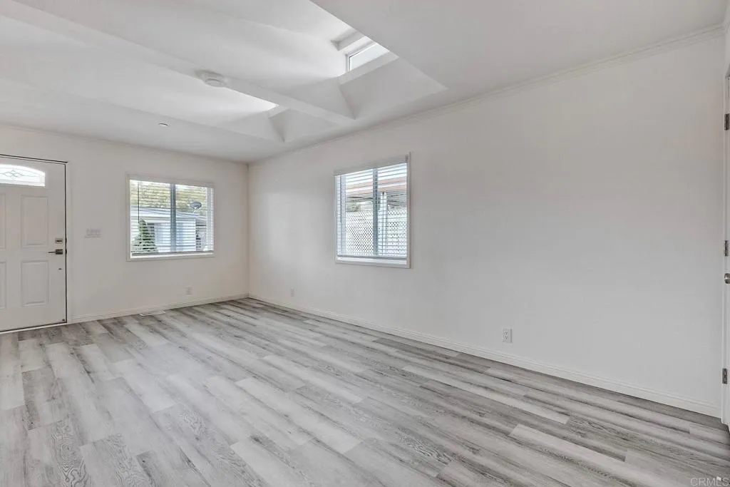 https://cdn.realtyfeed.com/cdn/127/306544847/7d5ff541aef2eff659e4344c5a16eddf.webp