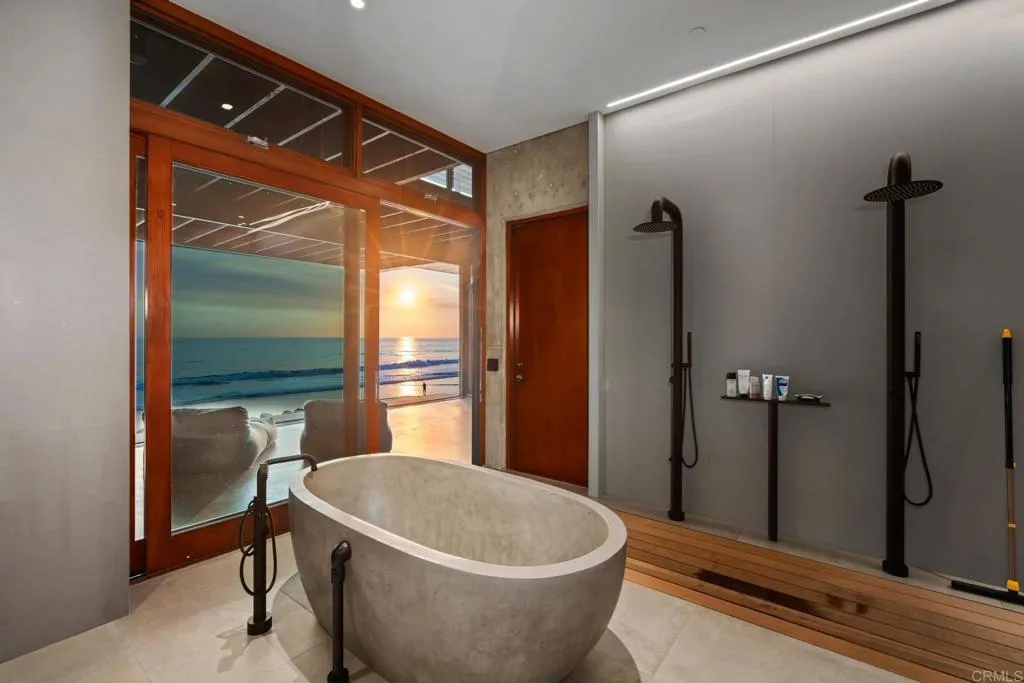 https://cdn.realtyfeed.com/cdn/127/306544858/d62418e52fd632310effe1ba9ee35983.webp