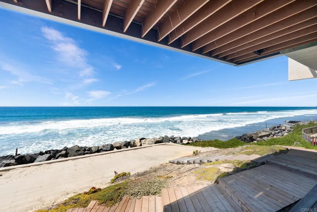 https://cdn.realtyfeed.com/cdn/127/306544858/ff59207ca68212002d706f1996888d98.webp