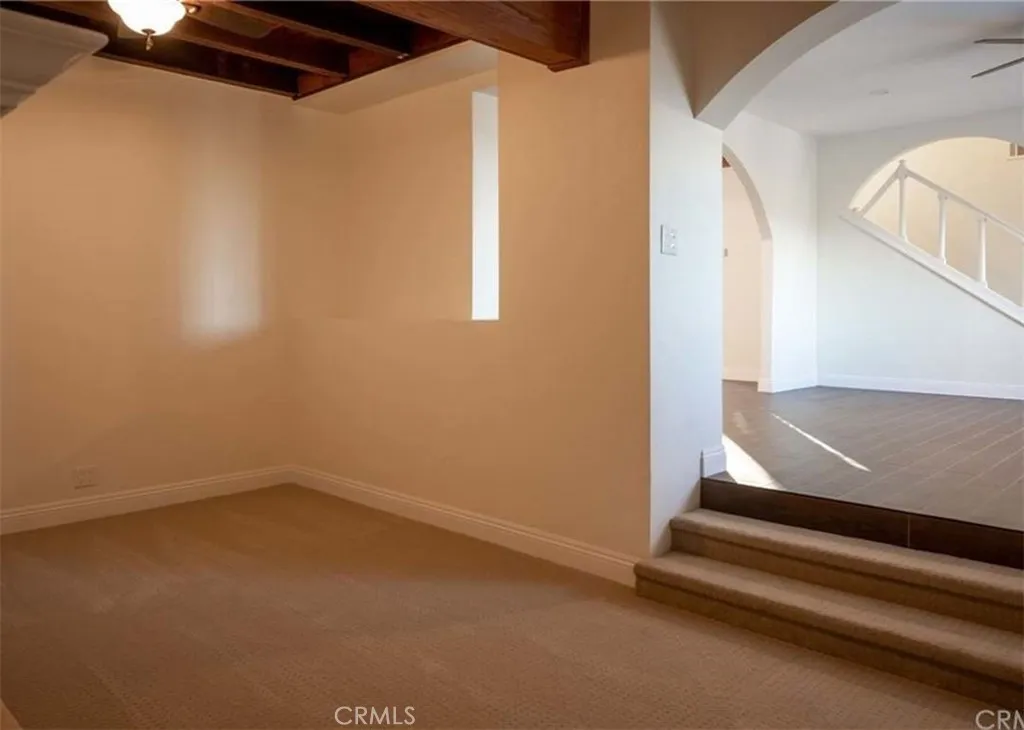 https://cdn.realtyfeed.com/cdn/127/306544866/1628a31cd7a1b3be9db17bf279852f86.webp