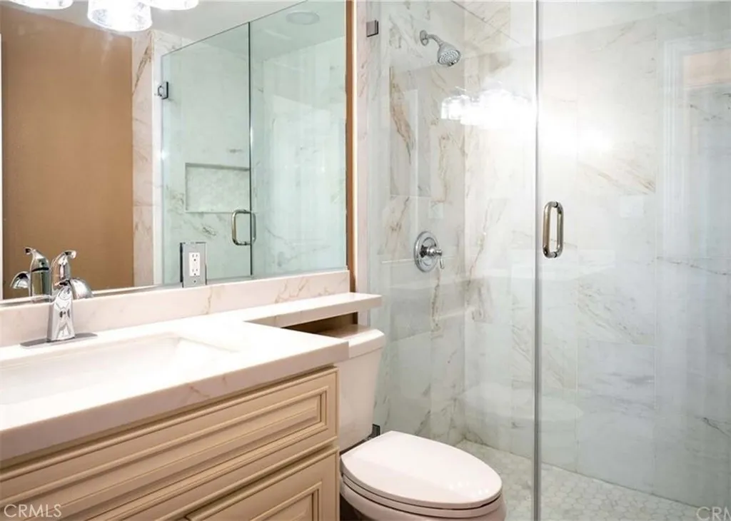 https://cdn.realtyfeed.com/cdn/127/306544866/1c9e9b6ba05ecb7573122752b4b1d343.webp