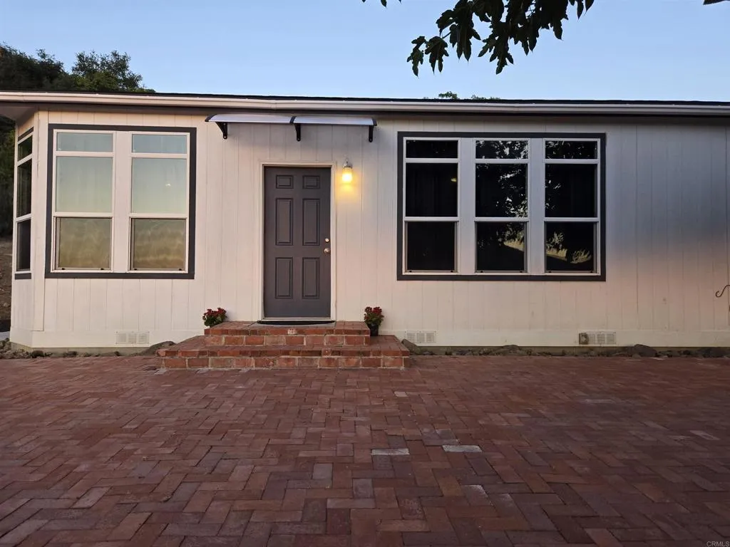 https://cdn.realtyfeed.com/cdn/127/306544919/a52b017d35026d84440706184f75e349.webp